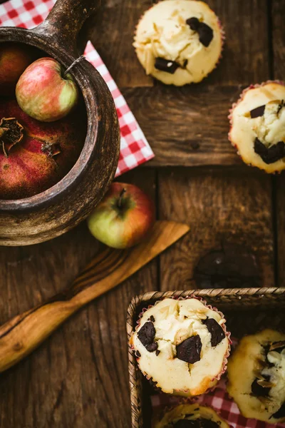 Chocolate chips and almond muffins — Stock Photo, Image