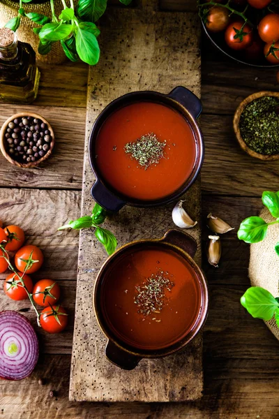 Sopa de tomate caseira — Fotografia de Stock