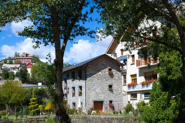 Castiello de Jaca Village en Huesca, Aragón, España — Foto de Stock