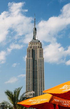 New York - 11 Haziran: Empire State Binası n yaz gün