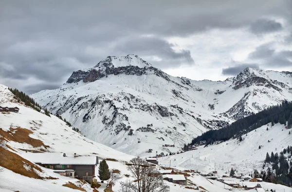 Schollberg (Scholl Mountain) in St. Antönien, Graubünden, Switzerland — Stockfoto