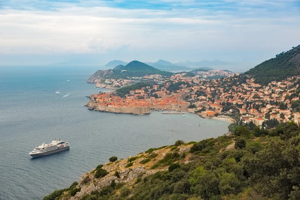 Ciudad histórica de Dubrovnik en el mar Adriático, Croacia — Foto de Stock