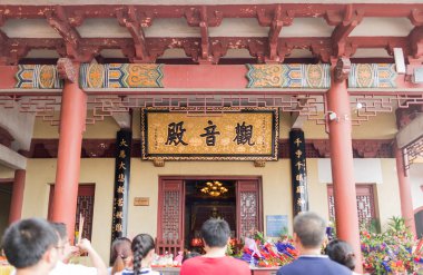 insanlar daha önce Buda dua