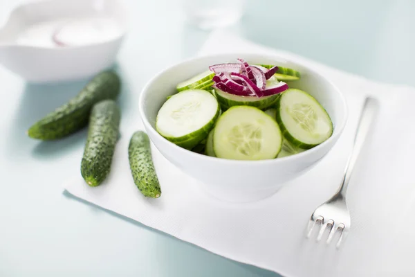 Ensalada fresca y saludable de pepino —  Fotos de Stock