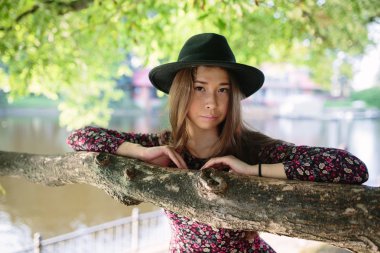 Genç Kız Pozisyonu