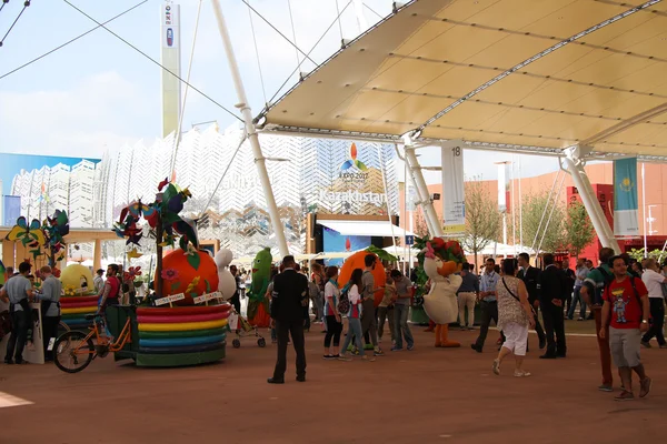 The main avenue of Expo 2015 in Milan — Stock Photo, Image