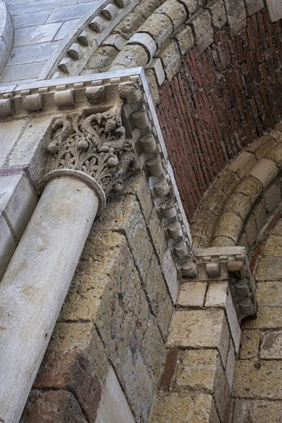 Saint Sernin bazilika mimari detay — Stok fotoğraf