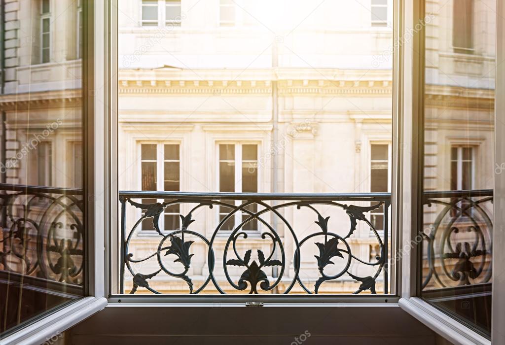 Open window in Toulouse