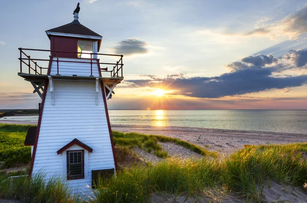 Zonsondergang in Covehead Harbour vuurtoren — Stockfoto