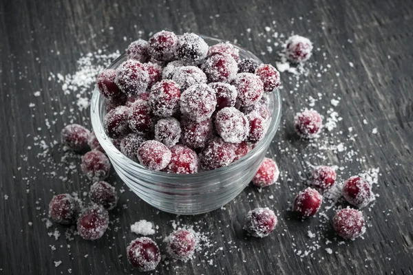 Cranberries açucarados em tigela — Fotografia de Stock