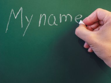 Yeşil yazı tahtası, benim ismimle kalk tarih yazma kişi