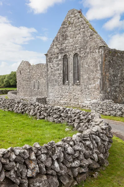 Kilmacduagh 修道院，爱尔兰共和国 — 图库照片