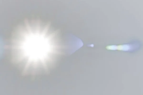 Нейтральное Небо Подсветкой Солнца Мягком Разряженном Виде — стоковое фото