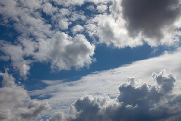 Bewölkter Himmel — Stockfoto