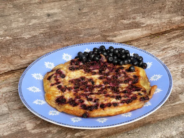 Blauwe bessen pannenkoek — Stockfoto