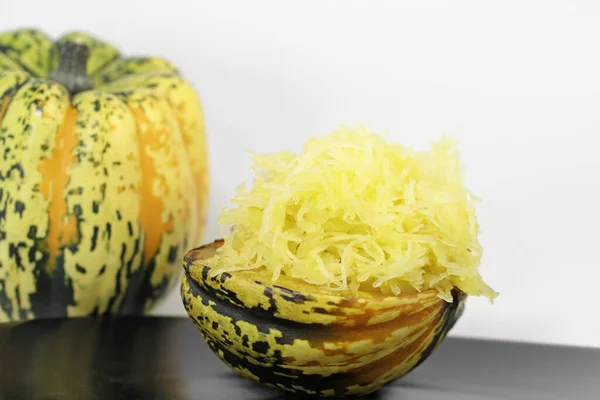 Delicious Healthy Spaghetti Squash Steamed Onions — Stock Photo, Image