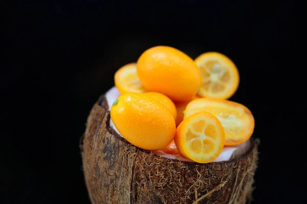 Čerstvé Trpasličí Hořké Pomeranče — Stock fotografie