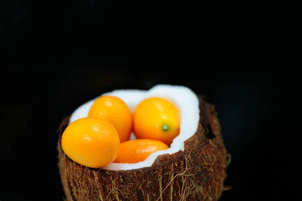 Świeże Gorzkie Pomarańcze Karłowate — Zdjęcie stockowe