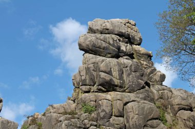 Teutoburg Ormanı 'ndaki Externsteine, kuzeybatıdan görüldü.