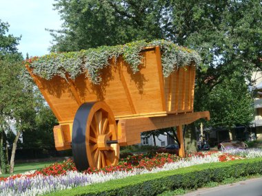 bir bad lippspringe içinde büyük xxl-el arabası