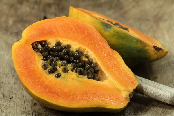 Fruta fresca de papaya —  Fotos de Stock