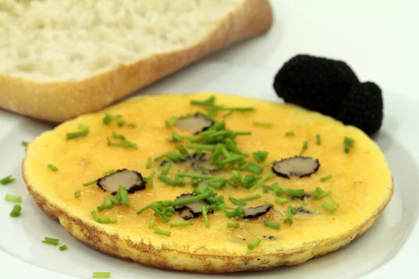 Omelette aux truffes noires — Photo