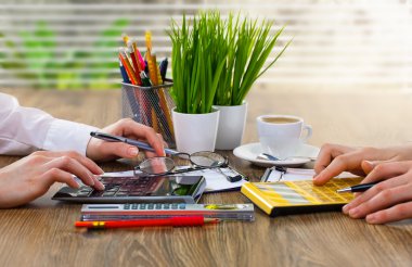 İş yazıhane rapor