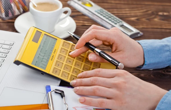 Accounting business in the office — Stock Photo, Image