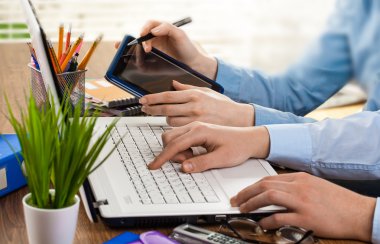 İş yazıhane rapor