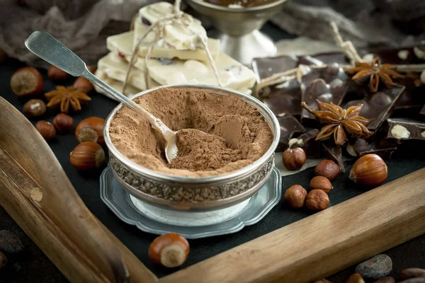 Темный Шоколад Композиции Какао Бобами Орехами Старом Фоне — стоковое фото