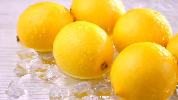 Yellow Lemons Ice Water — Stock Video