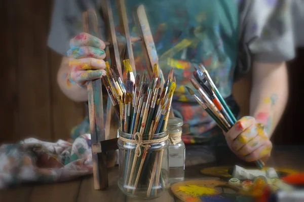 Woman Hand Paint Brush — Stock Photo, Image