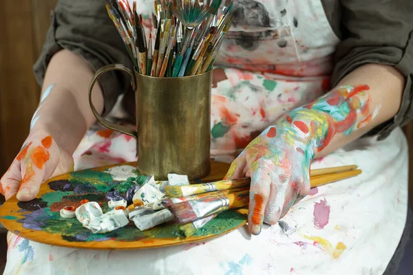 Woman Hand Paint Brush — Stock Photo, Image