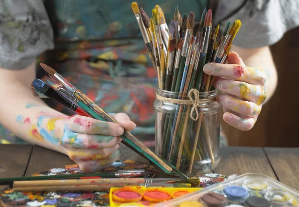 Woman Hand Paint Brush — Stock Photo, Image