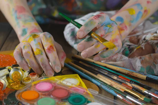 Woman Hand Paint Brush — Stock Photo, Image