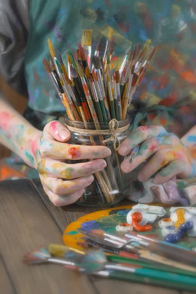 Woman Hand Paint Brush — Stock Photo, Image