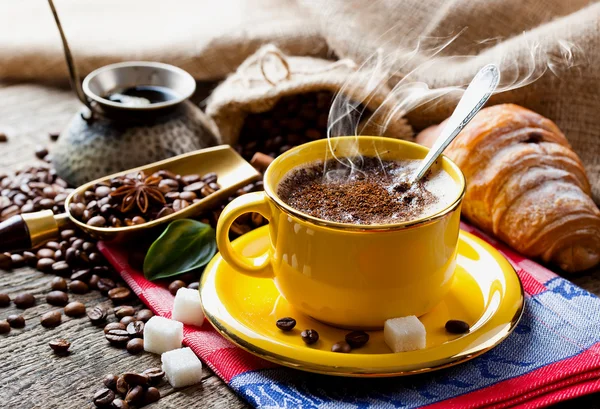 Schwarzer Kaffee — Stockfoto