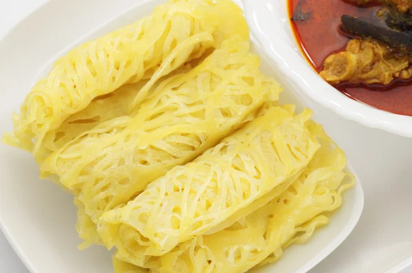 Roti Jala and Chicken Curry — Stock Photo, Image