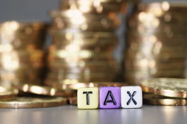 Tax word on dices — Stock Photo, Image