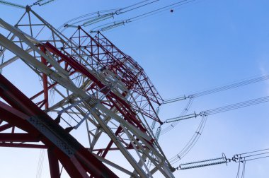 Yüksek gerilim pilon elektrik