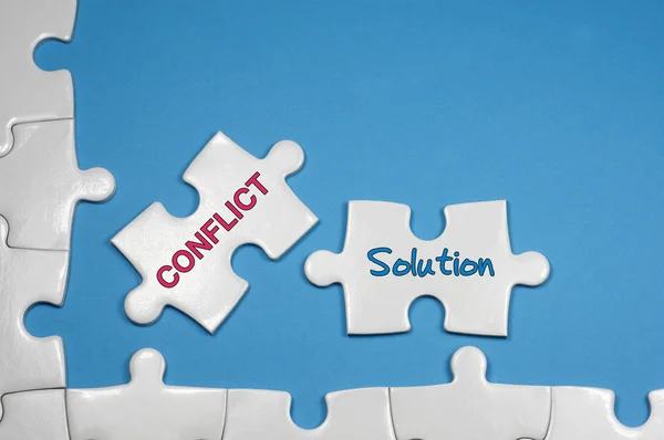 Conflict and Solution Tex - Business Concepts — Stock Photo, Image