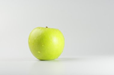 Yeşil elma