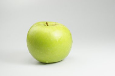Yeşil elma