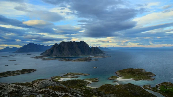 Bela paisagem Lofoten Islands in Norway — Fotografia de Stock