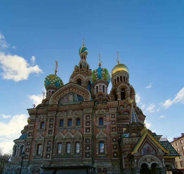 La famosa Iglesia del Salvador de la Sangre en San Petersburgo — Foto de Stock