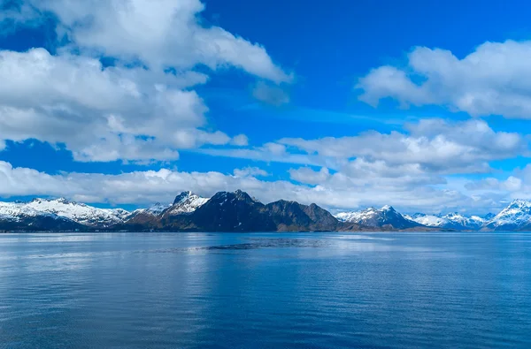 Paisaje marino de Lofoten en Noruega — Foto de Stock