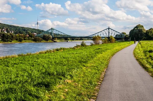 Blaues Wunder — Stockfoto