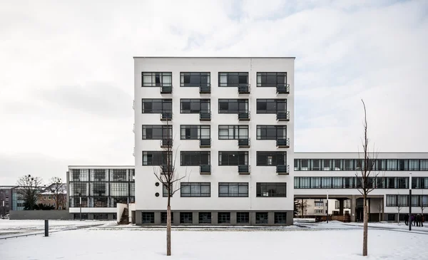 Bauhaus Dessau lizenzfreie Stockbilder