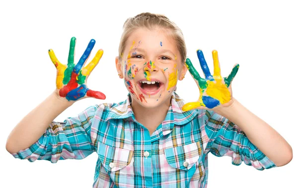 Retrato de uma menina bonita brincando com tintas — Fotografia de Stock