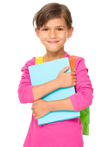 Giovane ragazza è in possesso di libro — Foto Stock